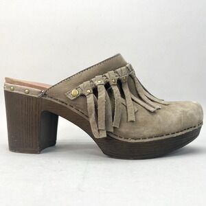Dansko Womens 39/ 8.5 Deni Clog Mule Sandal Taupe Milled Nubuck Fringe Stud Heel